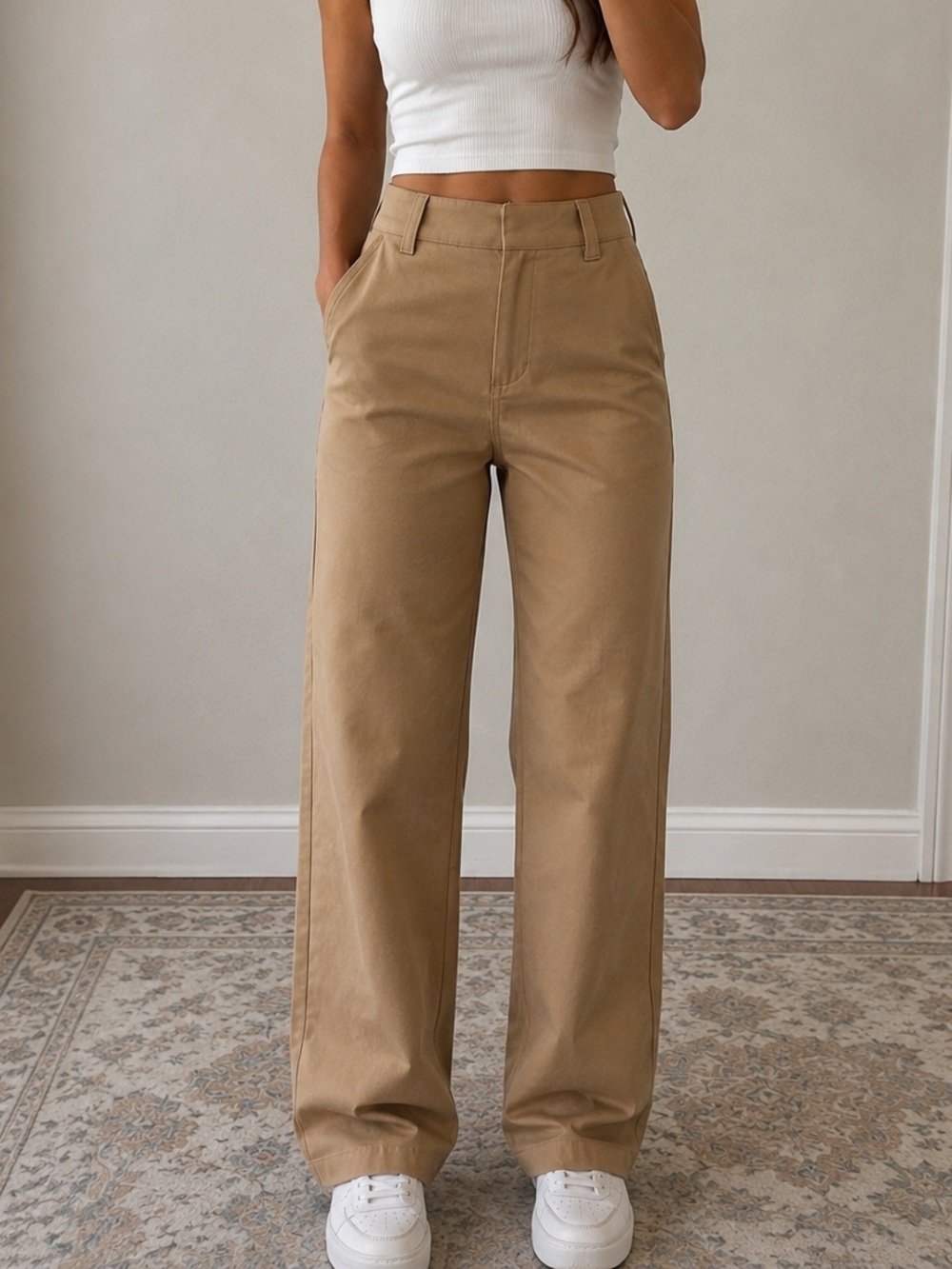 Forever 21 NWT Tan Khaki Straight Leg Pants Size Small